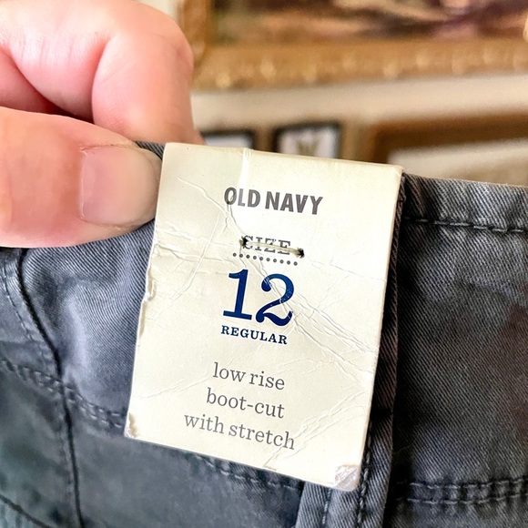 NWT Old Navy Pigment Dyed women’s low rise boot cut stretch cargo pants 12 blue - Picture 9 of 11